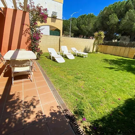 Tatil Evi Casa L'escala, Piscina Comuntaria I Jardi Privat L' Escala